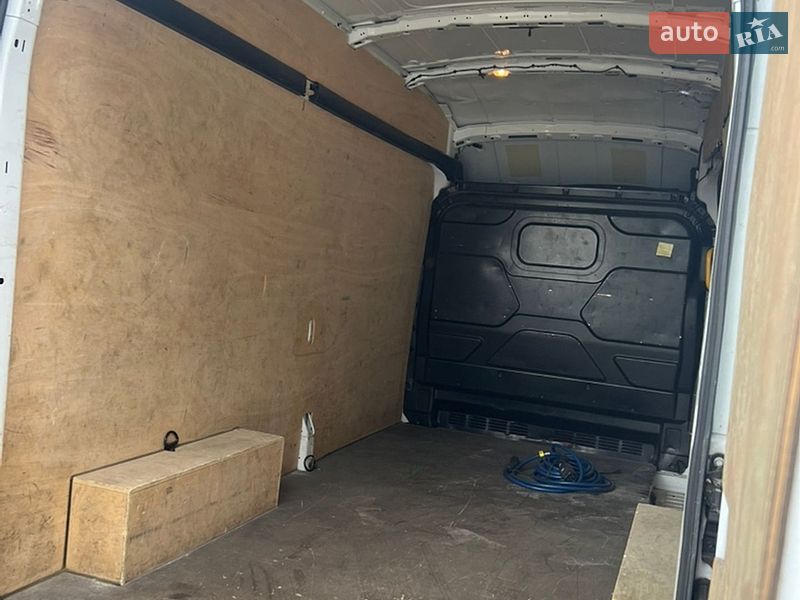 Грузовой фургон Ford E-Transit 2022 в Виннице