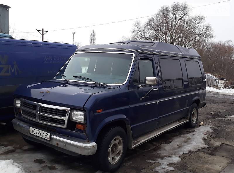Минивэн Ford Econoline 1986 в 