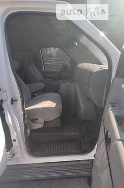 Минивэн Ford Econoline 2000 в 