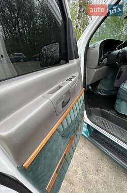 Мінівен Ford Econoline 1992 в 