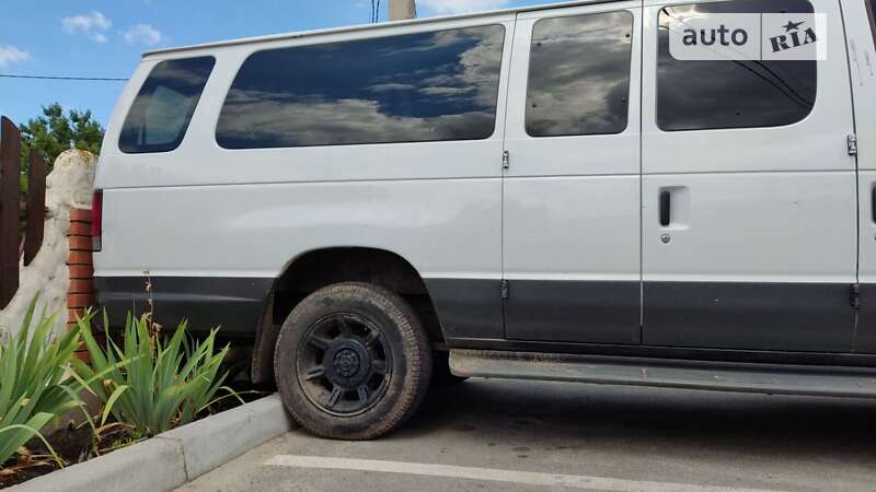 Микроавтобус Ford Econoline 2007 в Киеве фото 4 Микроавтобус Ford Econoline 2007 в Киеве