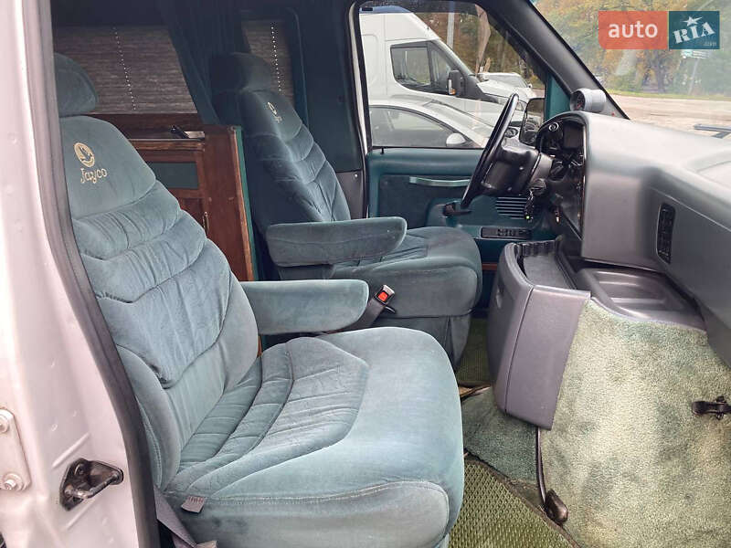 Мінівен Ford Econoline 1996 в Житомирі