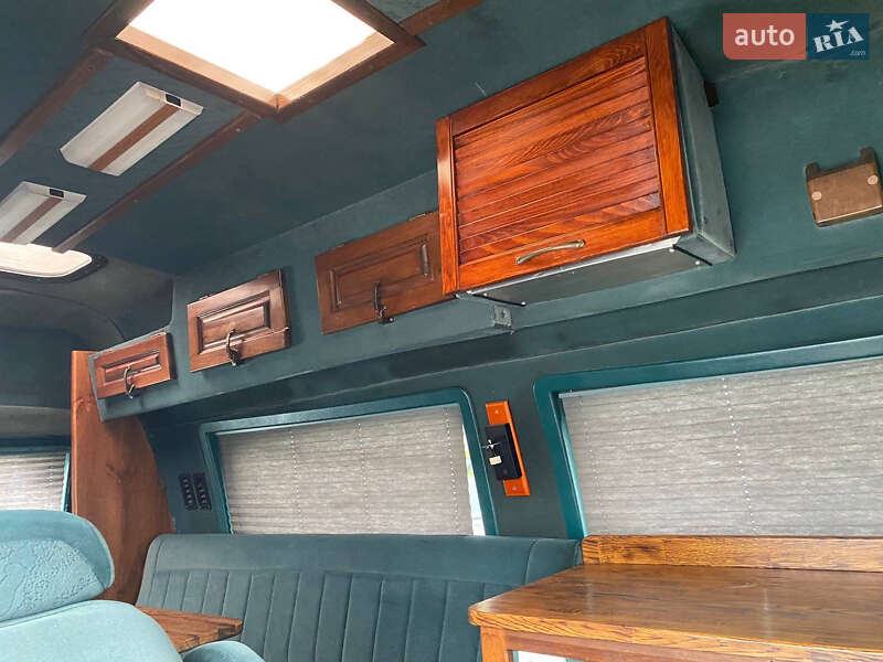 Мінівен Ford Econoline 1996 в Житомирі