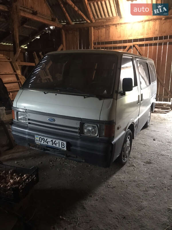 Минивэн Ford Econovan 1988 в Ивано-Франковске