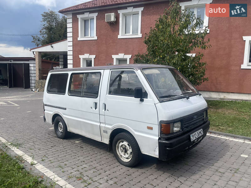 Минивэн Ford Econovan 1988 в Черновцах