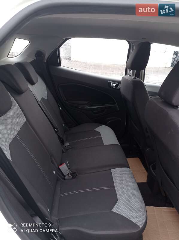 Позашляховик / Кросовер Ford EcoSport 2015 в Мукачевому