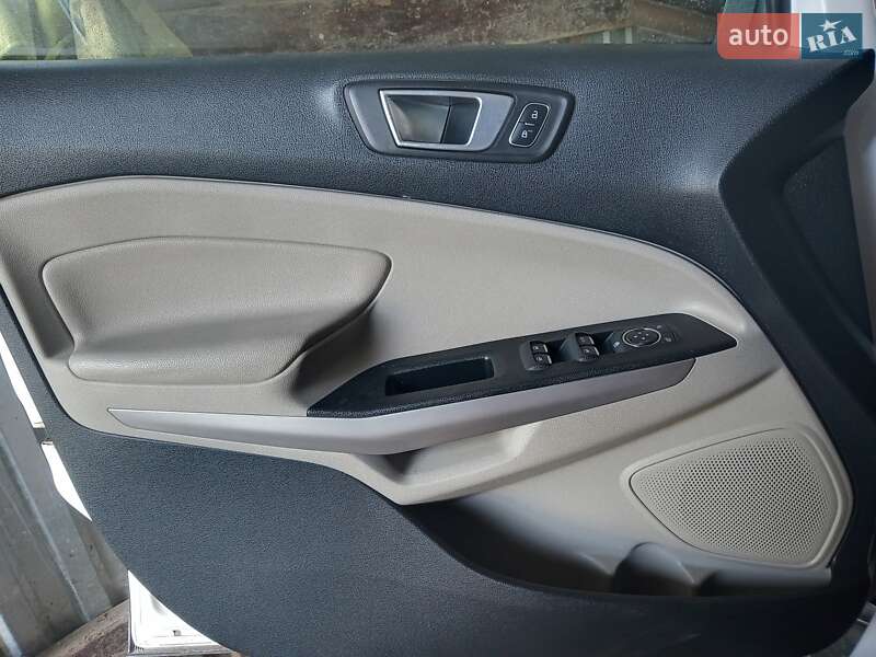 Внедорожник / Кроссовер Ford EcoSport 2017 в Гусятине