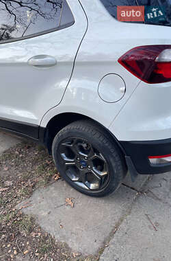 Внедорожник / Кроссовер Ford EcoSport 2017 в 
