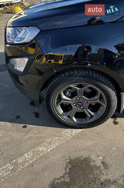 Внедорожник / Кроссовер Ford EcoSport 2018 в 