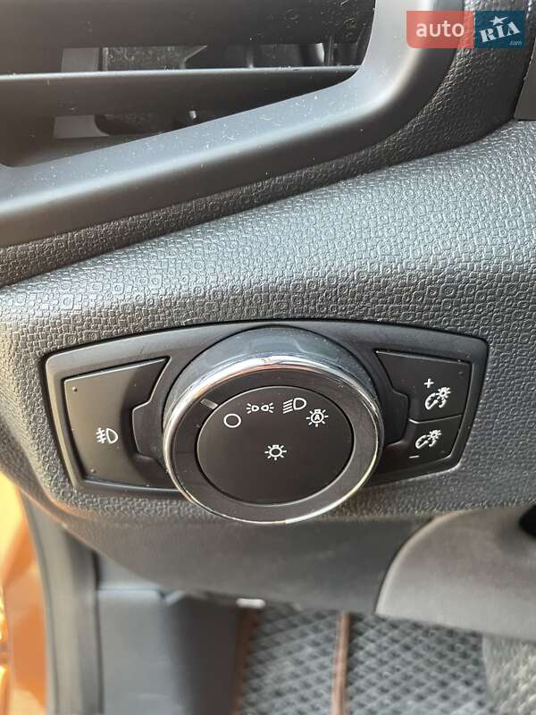 Внедорожник / Кроссовер Ford EcoSport 2019 в Черновцах