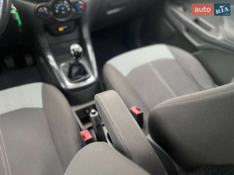 Внедорожник / Кроссовер Ford EcoSport 2015 в Коломые