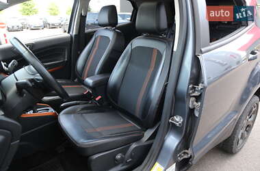 Позашляховик / Кросовер Ford EcoSport 2018 в 