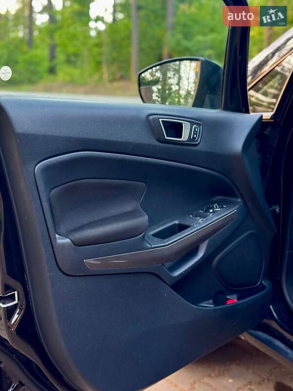 Внедорожник / Кроссовер Ford EcoSport 2018 в Новояворовске