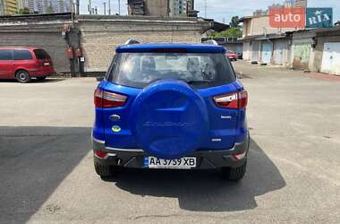 Позашляховик / Кросовер Ford EcoSport 2015 в 