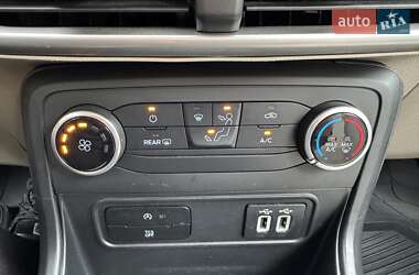 Внедорожник / Кроссовер Ford EcoSport 2018 в 