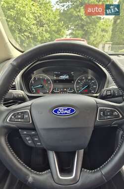 Внедорожник / Кроссовер Ford EcoSport 2018 в 