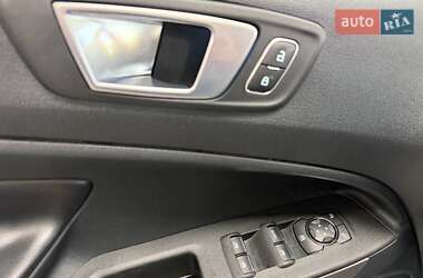 Внедорожник / Кроссовер Ford EcoSport 2018 в 
