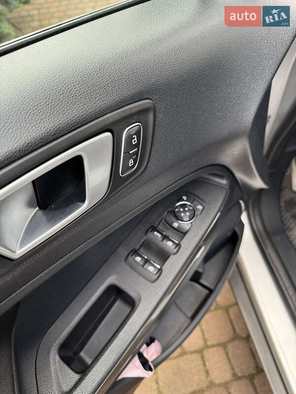 Внедорожник / Кроссовер Ford EcoSport 2018 в Жовкве