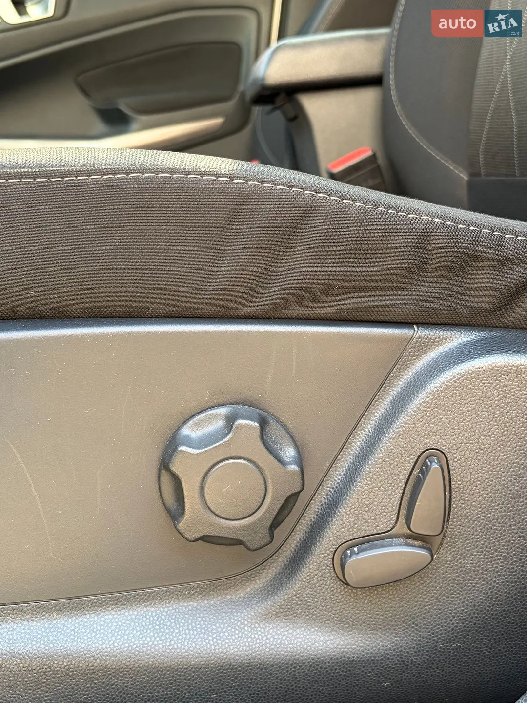 2019 Ford EcoSport - мініатюра 16