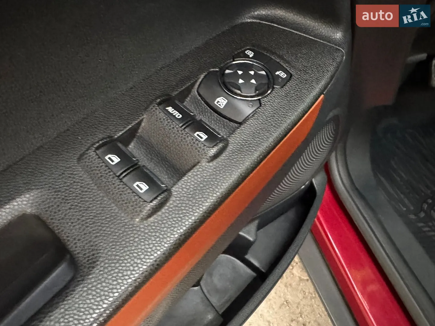 2018 Ford EcoSport - мініатюра 15