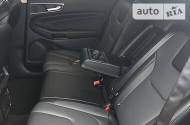 Внедорожник / Кроссовер Ford Edge 2018 в 