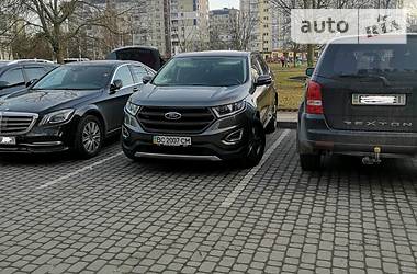 Позашляховик / Кросовер Ford Edge 2015 в 