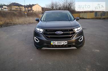 Позашляховик / Кросовер Ford Edge 2015 в 