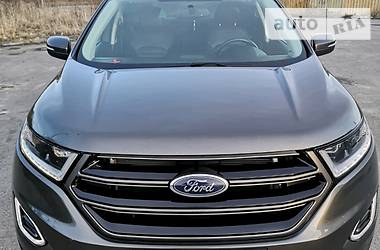 Позашляховик / Кросовер Ford Edge 2015 в 