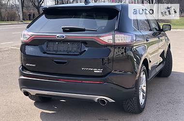 Позашляховик / Кросовер Ford Edge 2016 в 