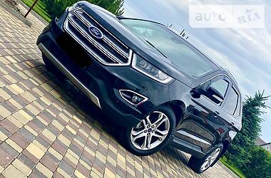 Позашляховик / Кросовер Ford Edge 2017 в 
