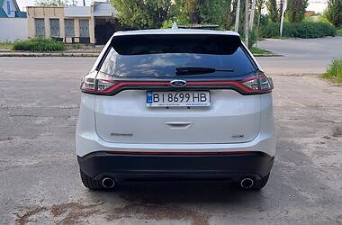 Внедорожник / Кроссовер Ford Edge 2016 в 