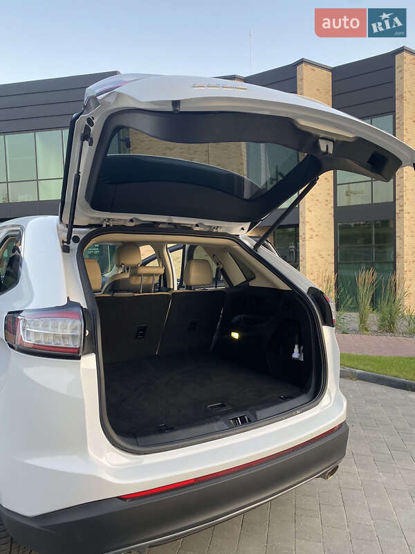 Внедорожник / Кроссовер Ford Edge 2015 в Хмельницком