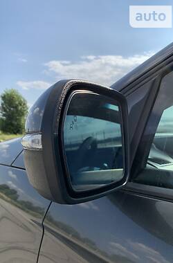 Внедорожник / Кроссовер Ford Edge 2019 в 