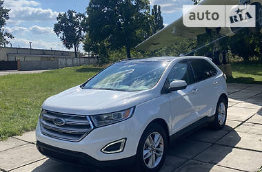 Внедорожник / Кроссовер Ford Edge 2015 в 