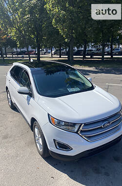 Внедорожник / Кроссовер Ford Edge 2015 в 