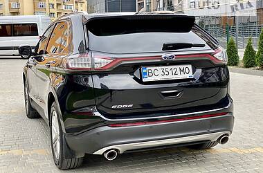Внедорожник / Кроссовер Ford Edge 2016 в 