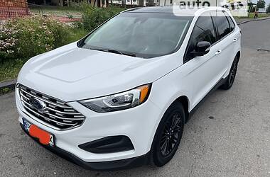 Внедорожник / Кроссовер Ford Edge 2018 в 