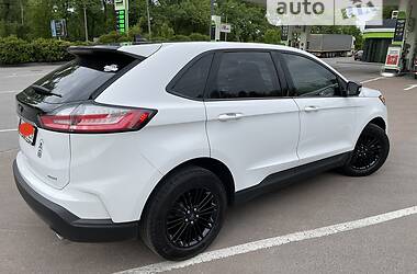 Внедорожник / Кроссовер Ford Edge 2018 в 