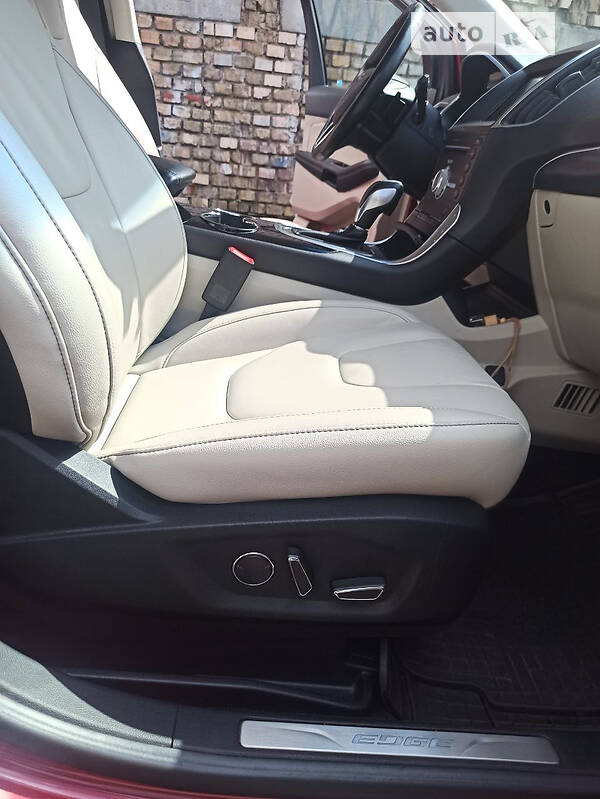 Внедорожник / Кроссовер Ford Edge 2017 в Николаеве