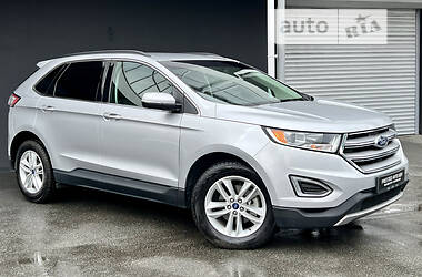 Позашляховик / Кросовер Ford Edge 2017 в 