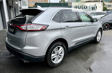 Позашляховик / Кросовер Ford Edge 2017 в 