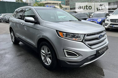 Позашляховик / Кросовер Ford Edge 2017 в 