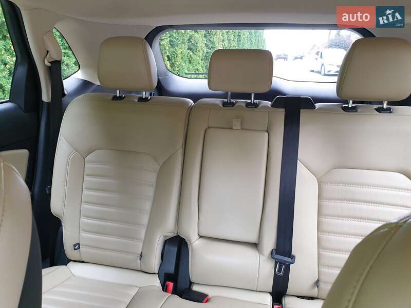 Внедорожник / Кроссовер Ford Edge 2015 в Хмельницком