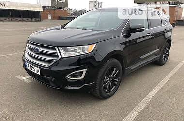 Внедорожник / Кроссовер Ford Edge 2016 в 