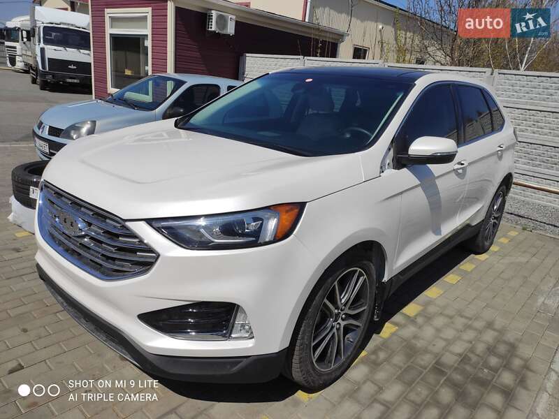 Внедорожник / Кроссовер Ford Edge 2019 в Камне-Каширском