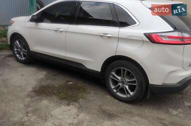 Внедорожник / Кроссовер Ford Edge 2019 в 