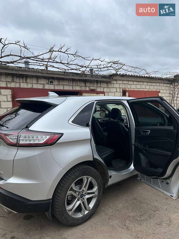 Внедорожник / Кроссовер Ford Edge 2015 в Первомайске