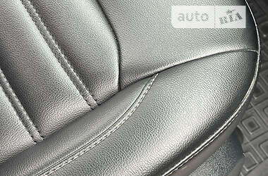 Позашляховик / Кросовер Ford Edge 2020 в 