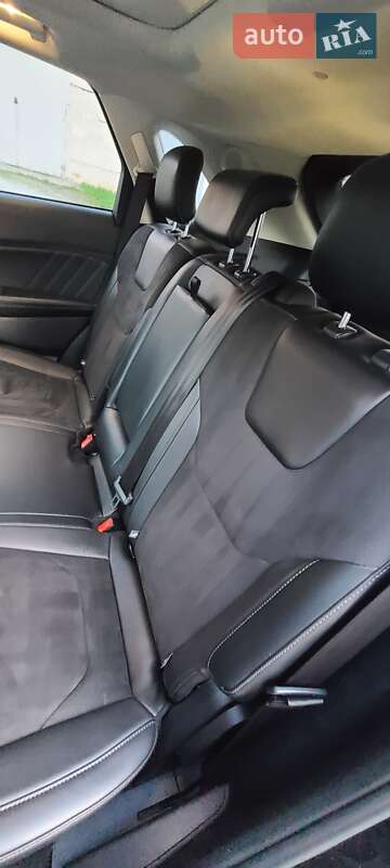 Внедорожник / Кроссовер Ford Edge 2016 в Хмельницком