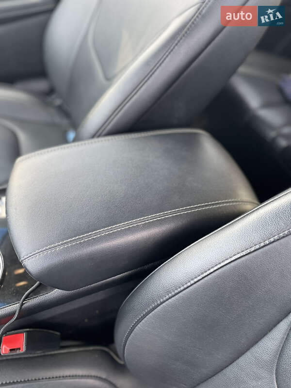 Внедорожник / Кроссовер Ford Edge 2016 в Мостиске